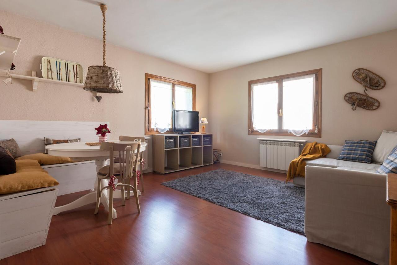 Musales ☆ Apartamento Para 4 Personas Con Ascensor Apartamento Sallent de Gállego Exterior foto